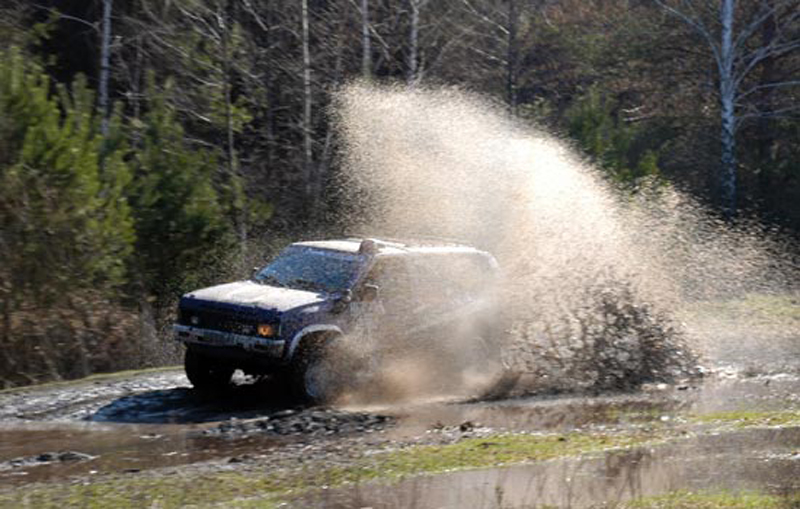off-road trial photo by Larysa Malaterre 