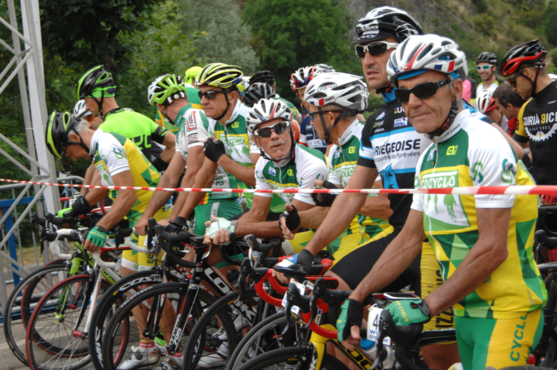 start. cours de velos photos by Larysa Malaterre